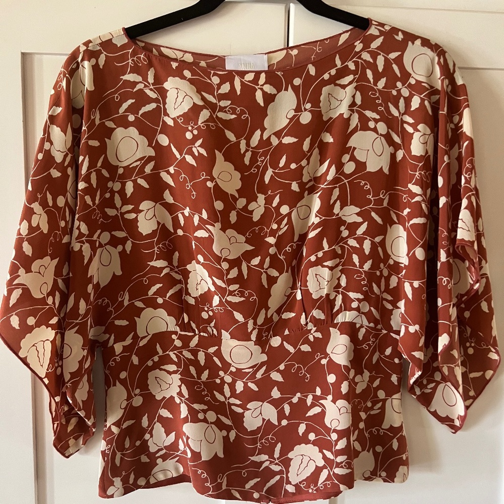 Anna Sui Kimono-style silk blouse, Size 2, Copper and cream print